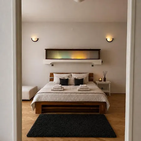 شقة Grand Loft Old Town *